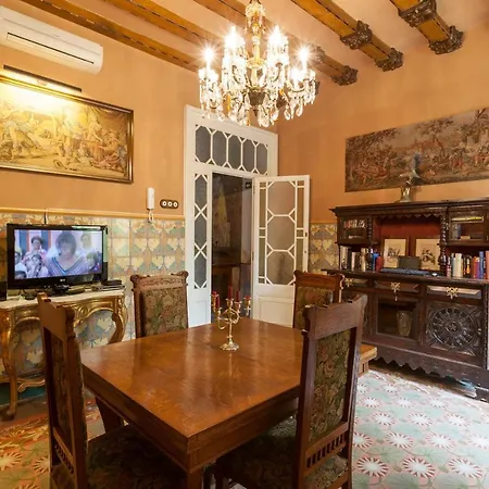 El Petit Palauet Aparthotel Canet De Mar