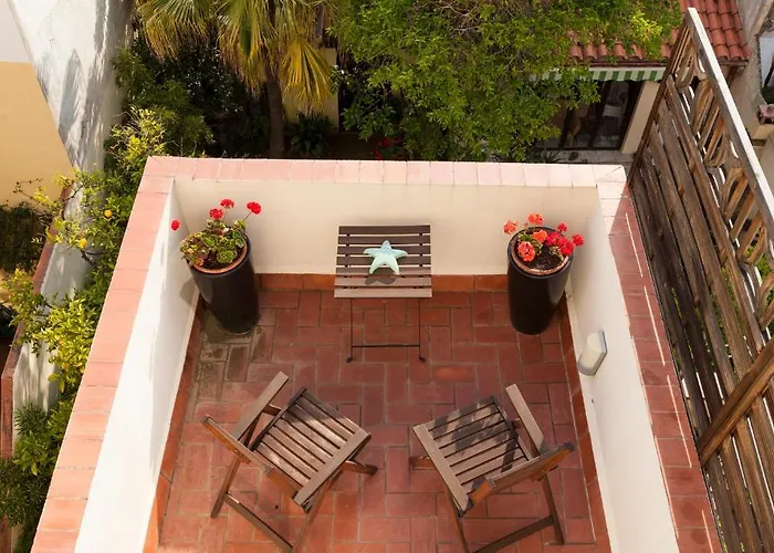 El Petit Palauet Апарт-отель 3*